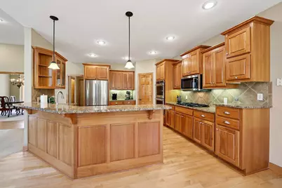 14043 Kings Court, Savage, MN 55378 - Photo 8