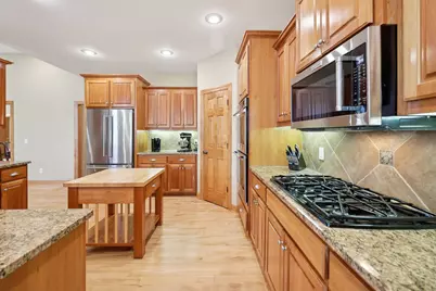 14043 Kings Court, Savage, MN 55378 - Photo 6