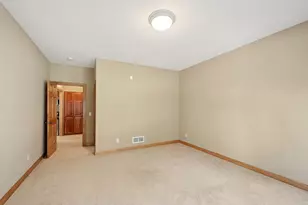 14043 Kings Ct, Savage, MN 55378 - Photo 24