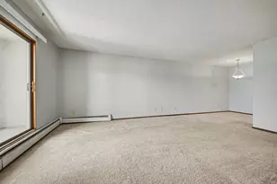 7414 W 22nd St, Saint Louis Park, MN 55426 - Photo 8