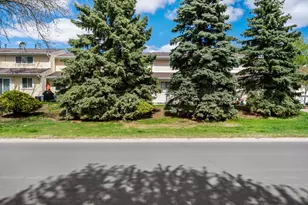 3235 Hill Ridge Dr, Eagan, MN 55121 - Photo 34