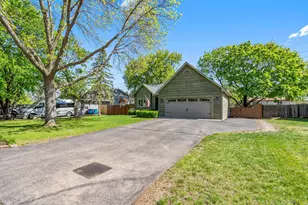 11532 Oregon Ave N, Champlin, MN 55316 - Photo 2