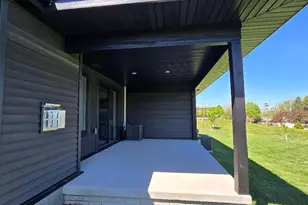 307 Sunset Ave, Mountain Lake, MN 56159 - Photo 4