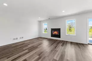 307 Sunset Ave, Mountain Lake, MN 56159 - Photo 12