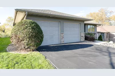 14110 46th Place N, Plymouth, MN 55446 - Photo 4