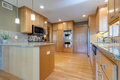 14110 46th Place N, Plymouth, MN 55446 - Photo 20