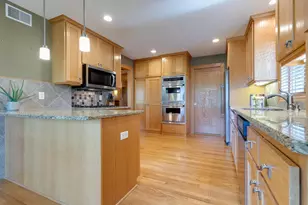 14110 46th Pl N, Plymouth, MN 55446 - Photo 20