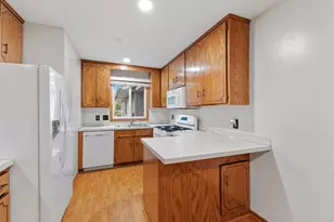 11105 Drake St NW, Coon Rapids, MN 55433 - Photo 8