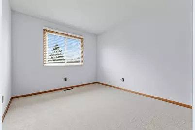11105 Drake Street NW, Coon Rapids, MN 55433 - Photo 18