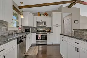 1927 Cooper Hills Rd, Saint Cloud, MN 56301 - Photo 4
