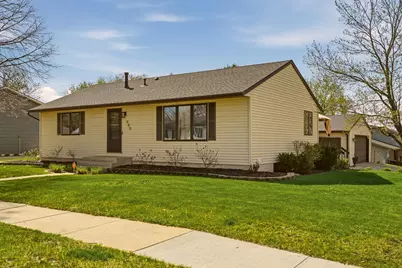 900 22nd Street SE, Rochester, MN 55904 - Photo 2