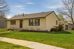 900 22nd St SE, Rochester, MN 55904 - Photo 2