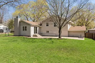 11032 Little Ave S, Bloomington, MN 55437 - Photo 10