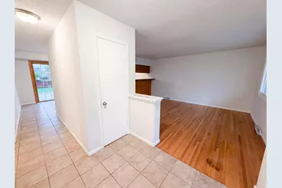 2807 Ohenry Road, Brooklyn Center, MN 55430 - Photo 8