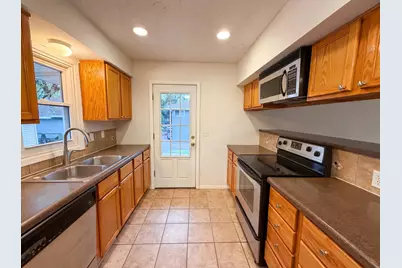 2807 Ohenry Road, Brooklyn Center, MN 55430 - Photo 6