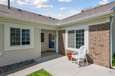 2157 Boulder Pointe, Shakopee, MN 55379 - Photo 2