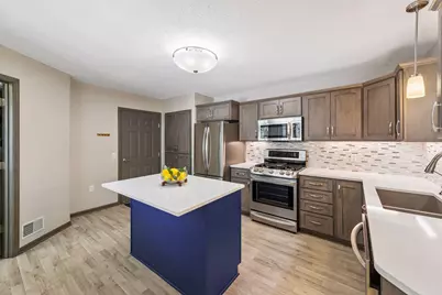 2157 Boulder Pointe, Shakopee, MN 55379 - Photo 8