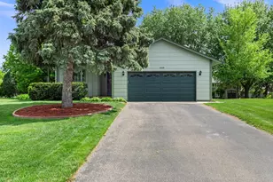 1009 Gramsey Pl, Burnsville, MN 55306 - Photo 14