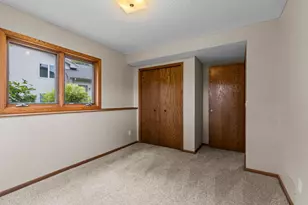 1009 Gramsey Pl, Burnsville, MN 55306 - Photo 48
