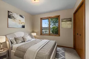 1009 Gramsey Pl, Burnsville, MN 55306 - Photo 40