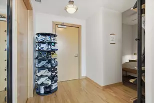 215 10th Ave S, Minneapolis, MN 55415 - Photo 38