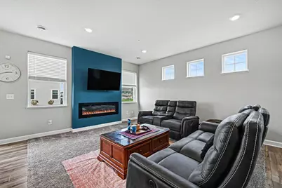10529 Weston Way N, Maple Grove, MN 55369 - Photo 4