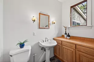 1866 Summit Ave, Saint Paul, MN 55105 - Photo 18