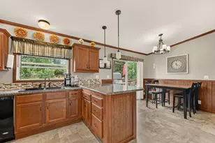 405 N Pleasant Ave, Spring Valley, MN 55975 - Photo 14