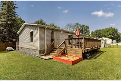 405 N Pleasant Avenue, Spring Valley, MN 55975 - Photo 10
