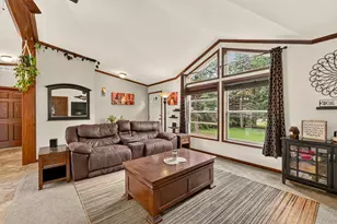 405 N Pleasant Ave, Spring Valley, MN 55975 - Photo 18