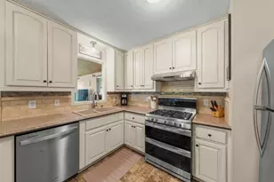15429 Drexel Way, Apple Valley, MN 55124 - Photo 6