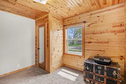 305 Oak Avenue SE, Montgomery, MN 56069 - Photo 10