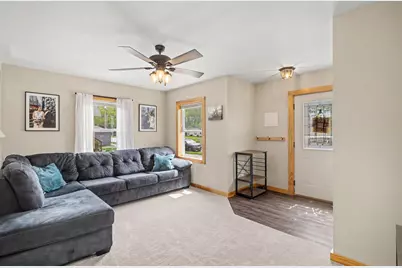 305 Oak Avenue SE, Montgomery, MN 56069 - Photo 4