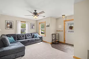 305 Oak Ave SE, Montgomery, MN 56069 - Photo 4