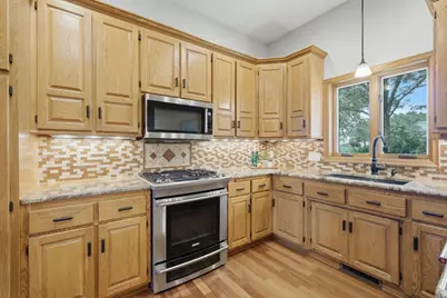 13120 55th Avenue N, Plymouth, MN 55442 - Photo 10