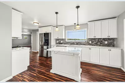 9990 Bonnie Glen Parkway, Chisago City, MN 55013 - Photo 16