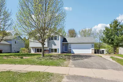 721 Horseshoe Lane, Braham, MN 55006 - Photo 2