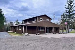 5713 Crane Lake Rd, Buyck, MN 55771 - Photo 2