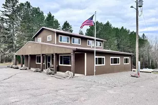 5713 Crane Lake Rd, Buyck, MN 55771 - Photo 2