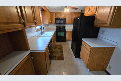 801 5th Avenue NW, Austin, MN 55912 - Photo 8