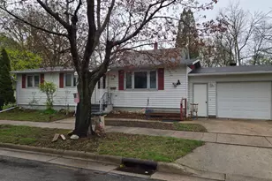801 5th Ave NW, Austin, MN 55912 - Photo 2