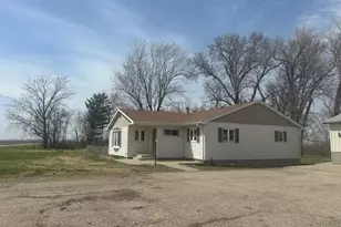 2232 300th St, Madison, MN 56256 - Photo 2