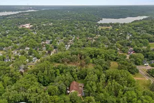 499 8th St, Hudson, WI 54016 - Photo 32
