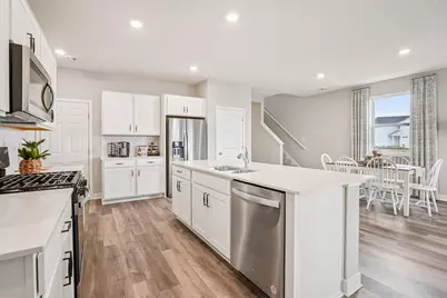 901 Greenlawn Avenue W, Delano, MN 55328 - Photo 4
