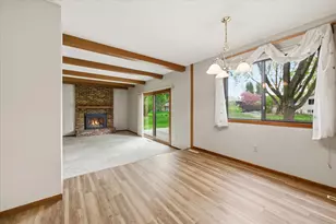 513 Laredo Ln, Chanhassen, MN 55317 - Photo 16