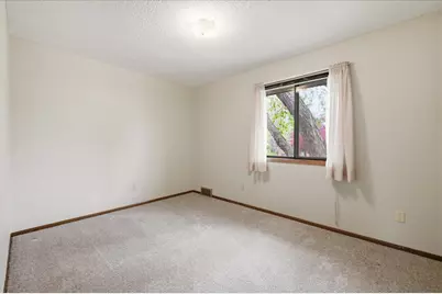 513 Laredo Lane, Chanhassen, MN 55317 - Photo 24