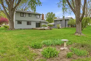 513 Laredo Ln, Chanhassen, MN 55317 - Photo 38