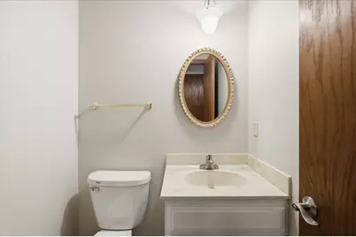 513 Laredo Lane, Chanhassen, MN 55317 - Photo 18