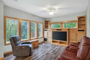 11312 Kenworth Ln, Lakeville, MN 55044 - Photo 18