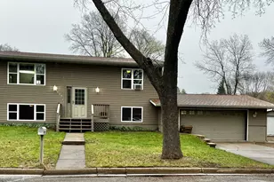 404 N 11th St, Montevideo, MN 56265 - Photo 2